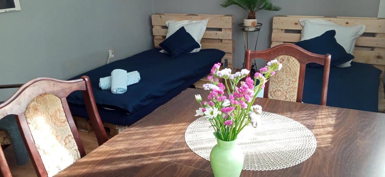 Apartament Delux Z Tarasem Lägenhet Sierpc Exteriör bild